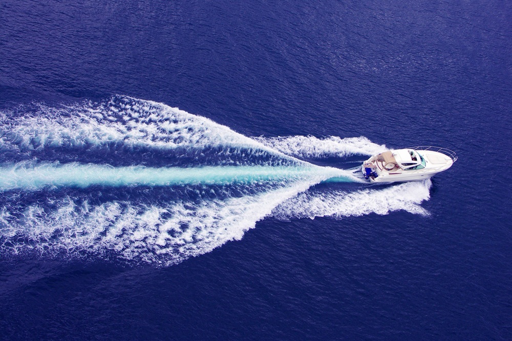 How to Customize a Wake Boat