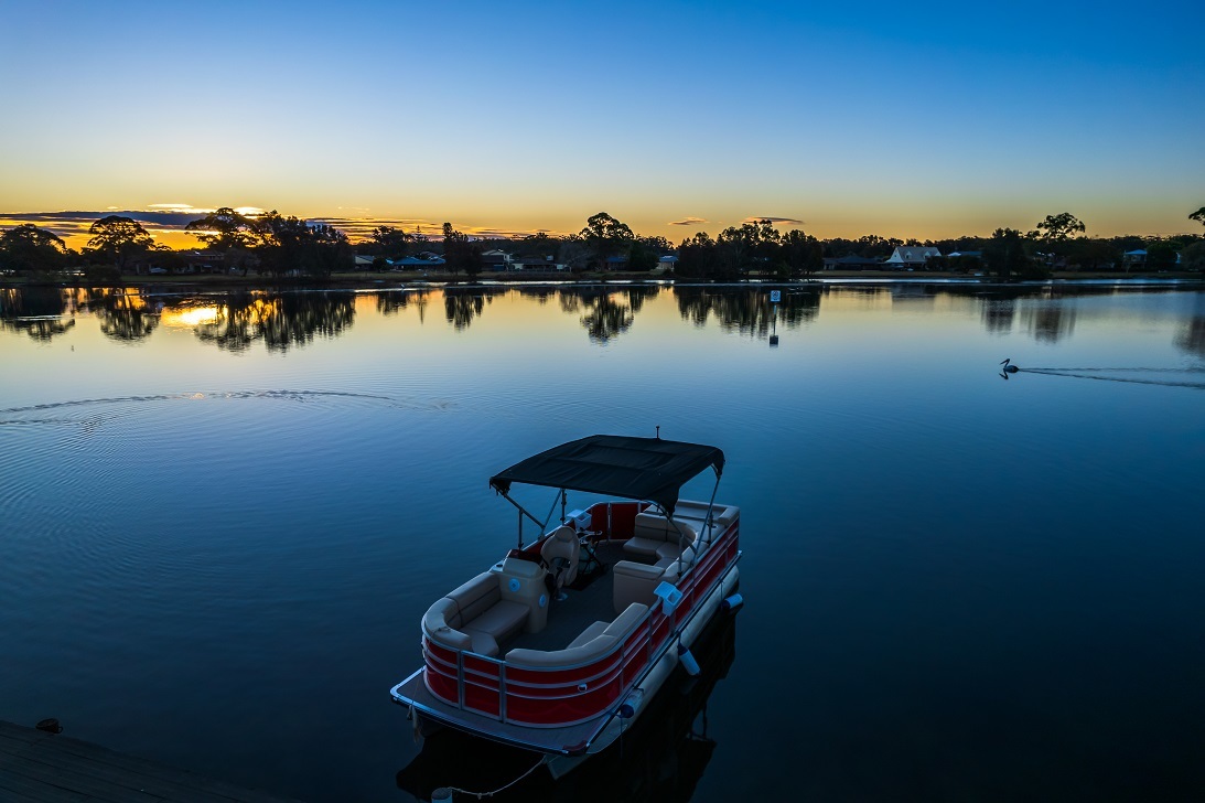 The Benefits of Using a Pontoon Boat for Fishing