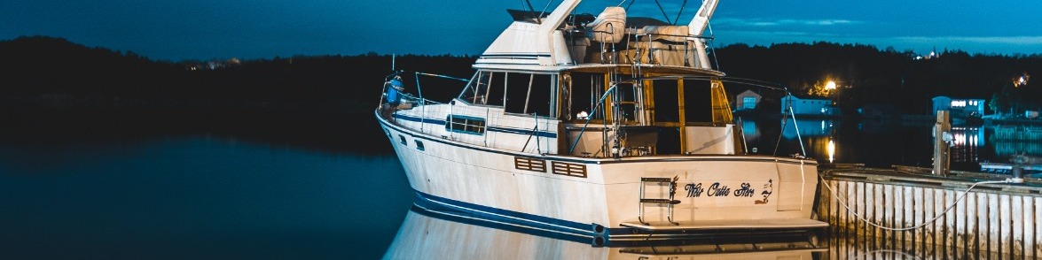 5 Tips For Safely Boating at Night
