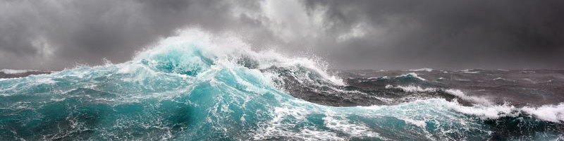 Tips to Stay Safe When Boating in Rough Water